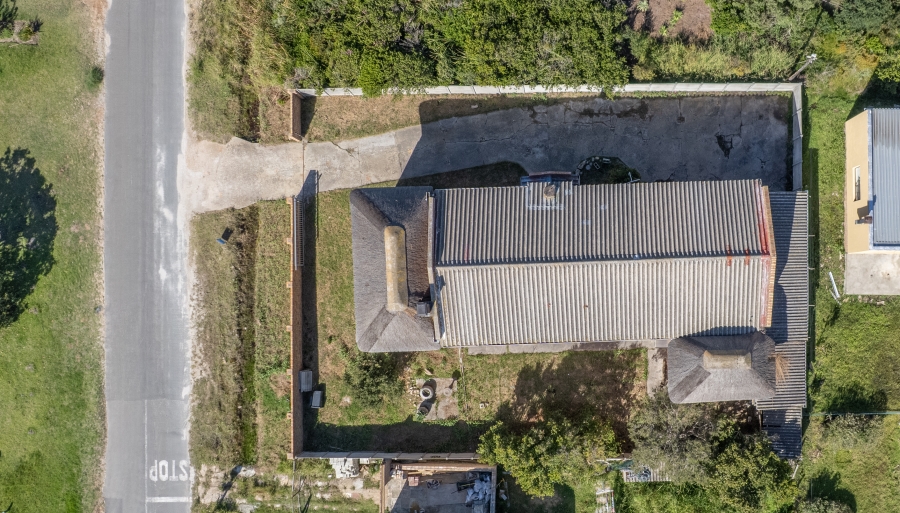 6 Bedroom Property for Sale in Pringle Bay Western Cape